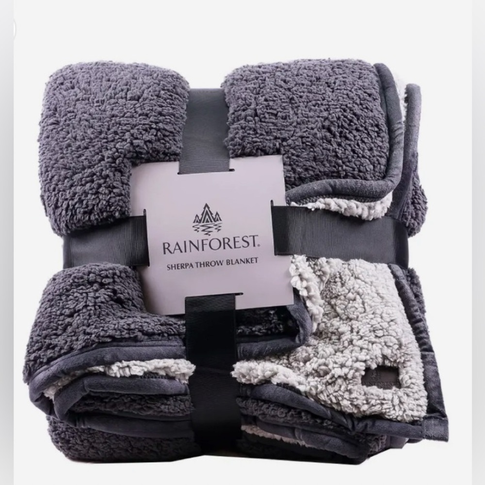 NEW Rainforest Sherpa Throw Blanket